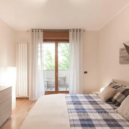 Apartamento Easy Welcome Casa Rosada Nova Milanese